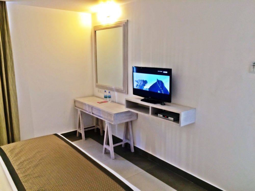 Ivy Lane Colombo Hotel Luaran gambar